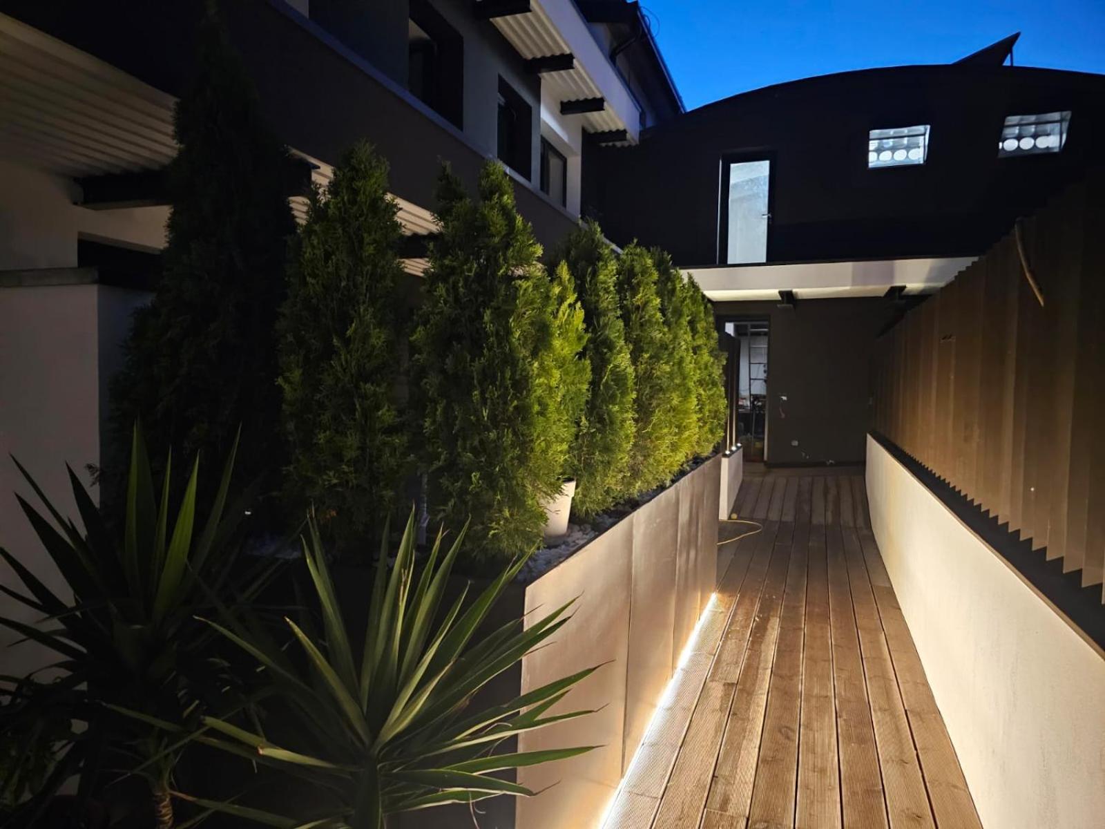 Mezzago Royal Suites Exterior photo