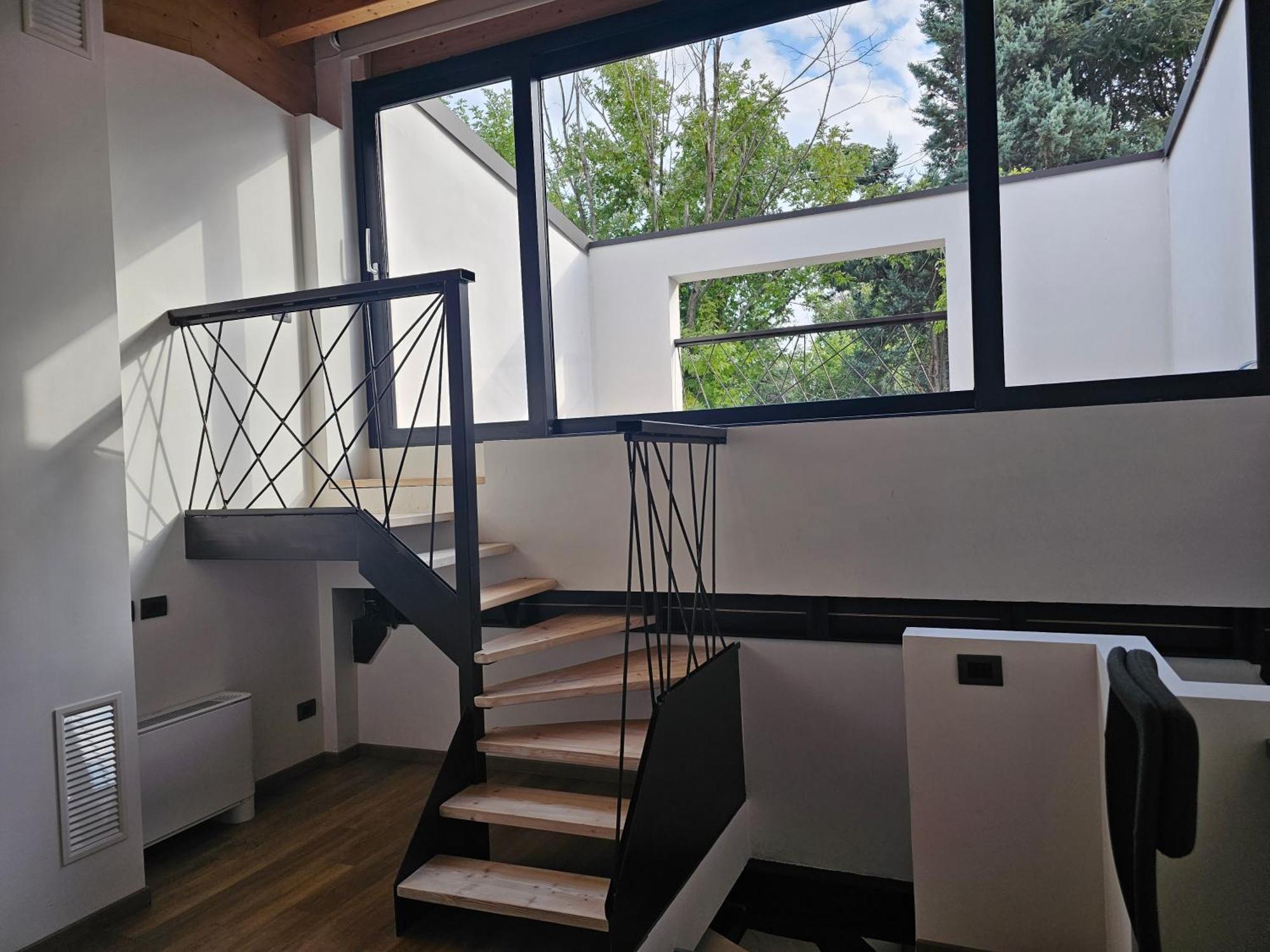 Mezzago Royal Suites Exterior photo
