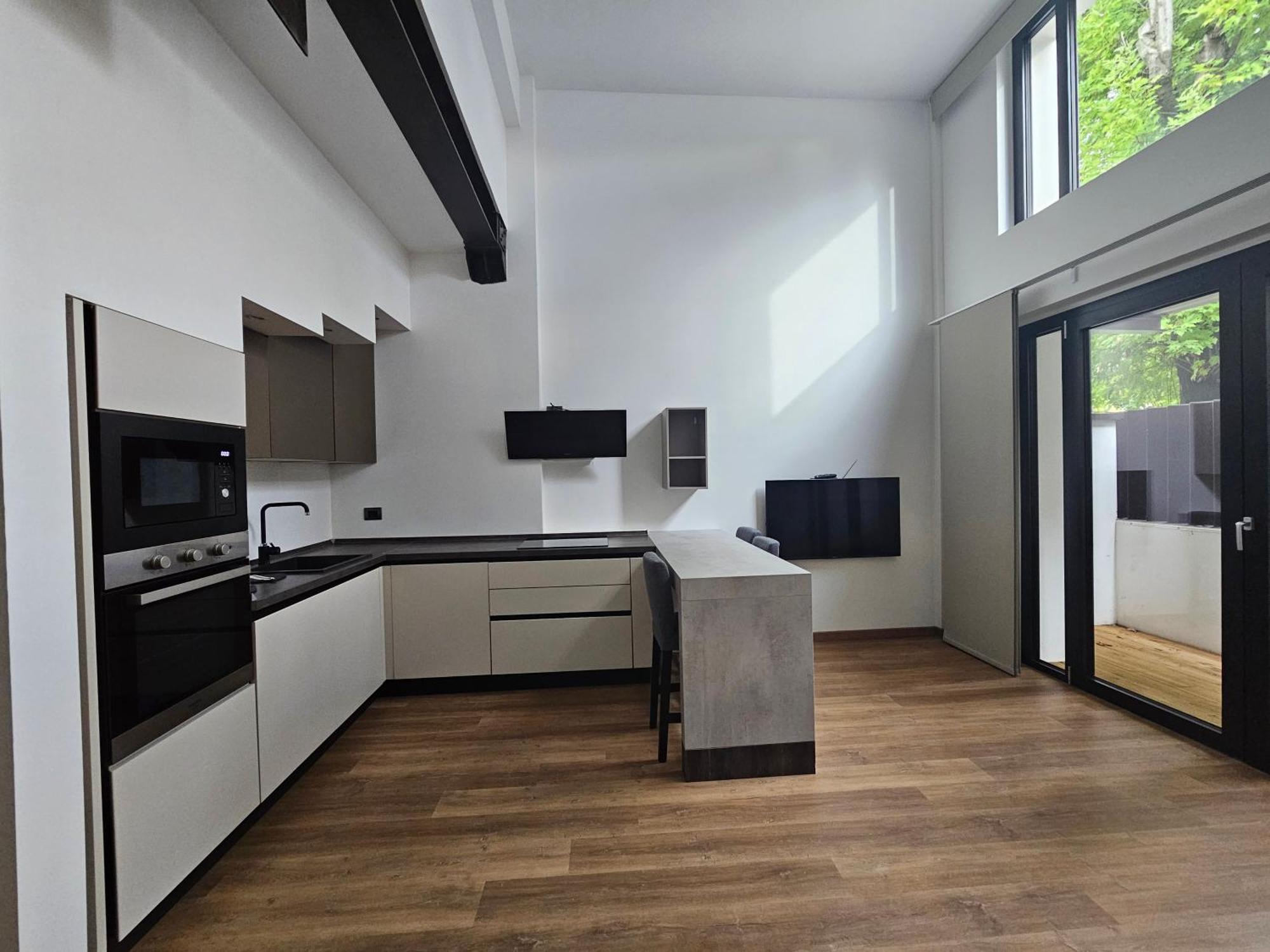 Mezzago Royal Suites Exterior photo