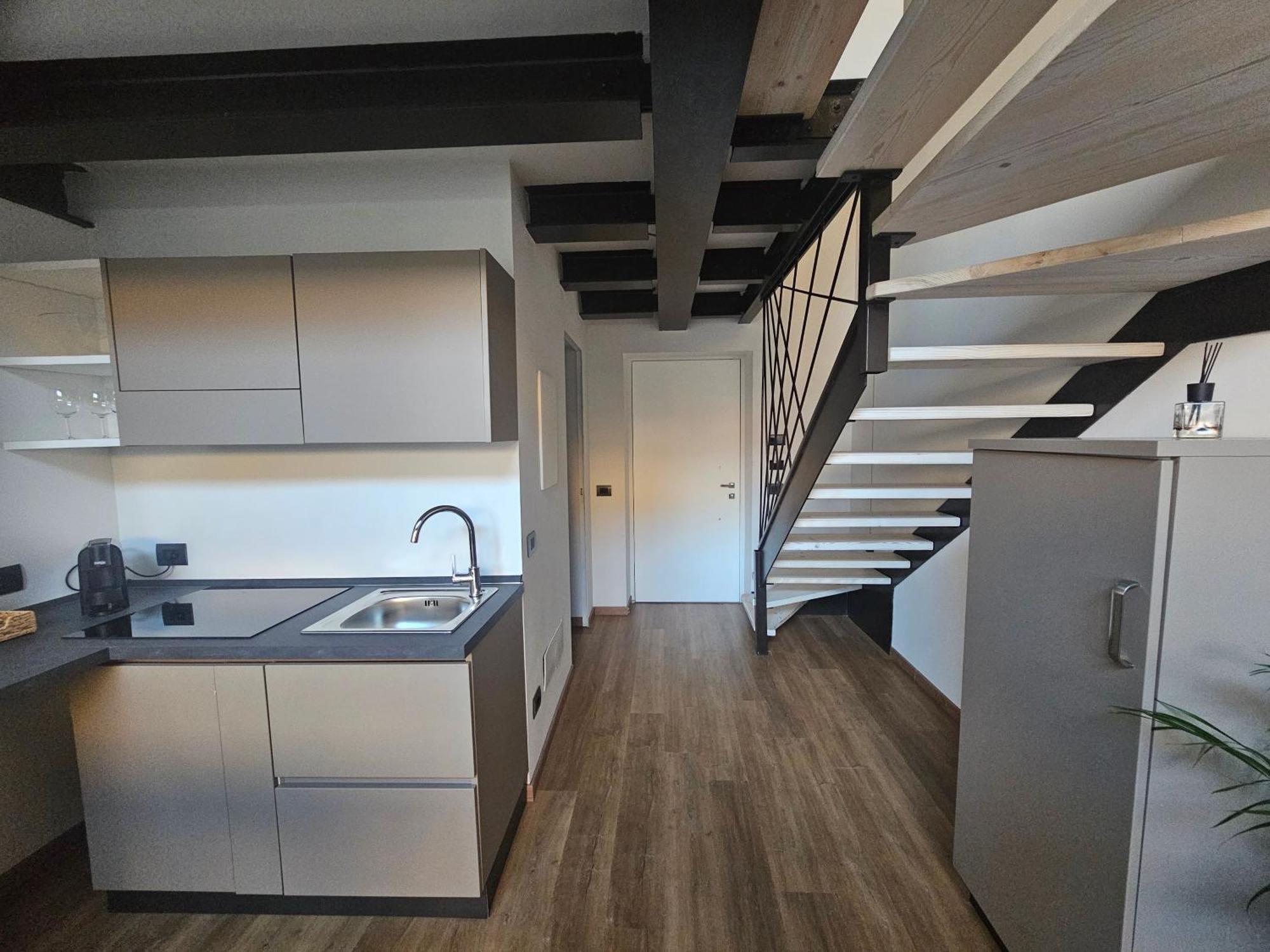 Mezzago Royal Suites Exterior photo